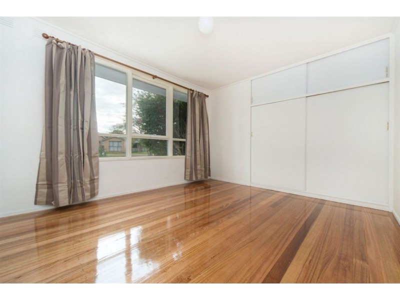 38 Derna Crescent, Frankston VIC 3199