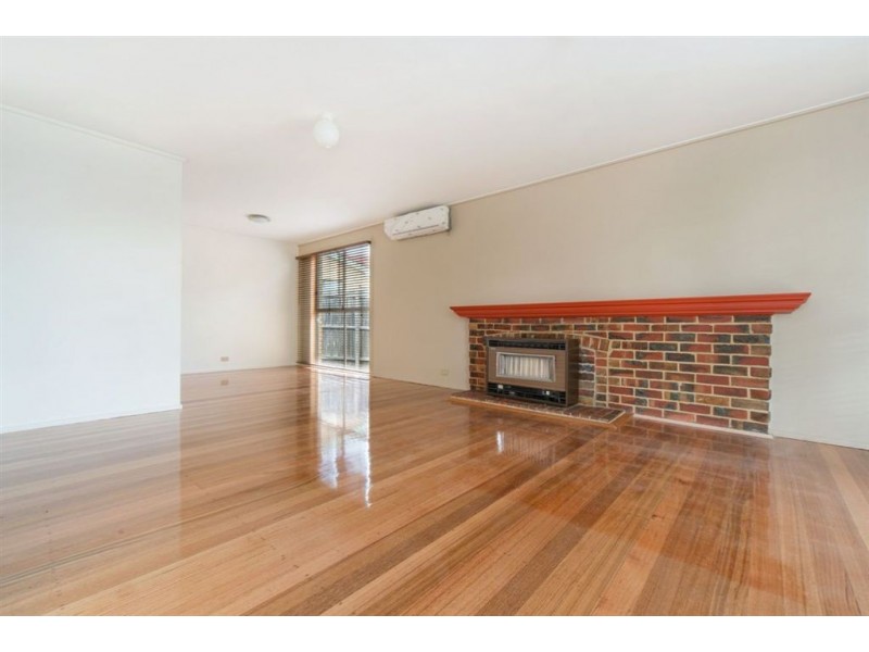 38 Derna Crescent, Frankston VIC 3199