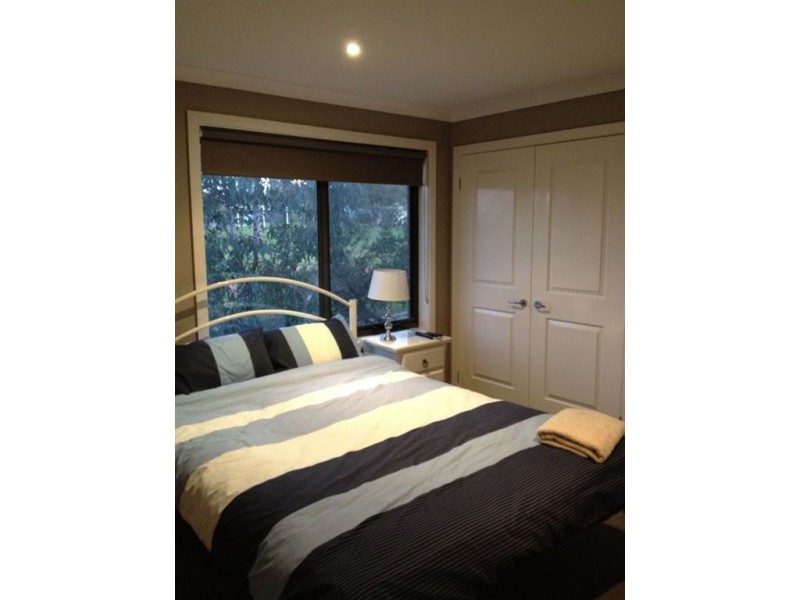 2/40 Summit Road, Frankston VIC 3199