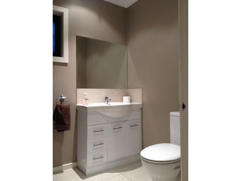 2/40 Summit Road, Frankston VIC 3199