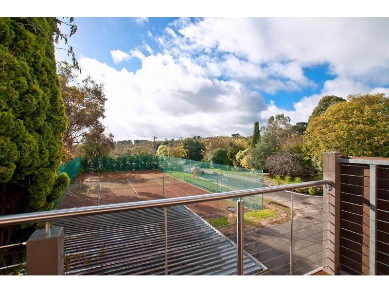 66 Humphries Road, Mount Eliza VIC 3930