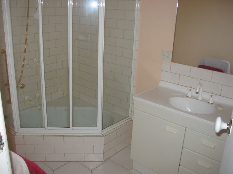 25 Kananook Avenue, Seaford VIC 3198