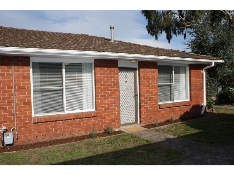 13/14-22 Mountview Court, Frankston VIC 3199