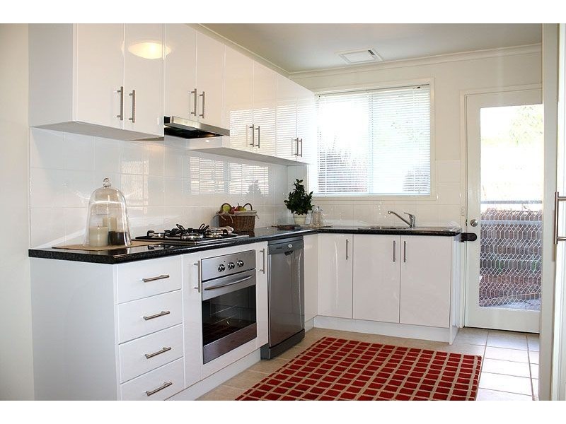 13/14-22 Mountview Court, Frankston VIC 3199