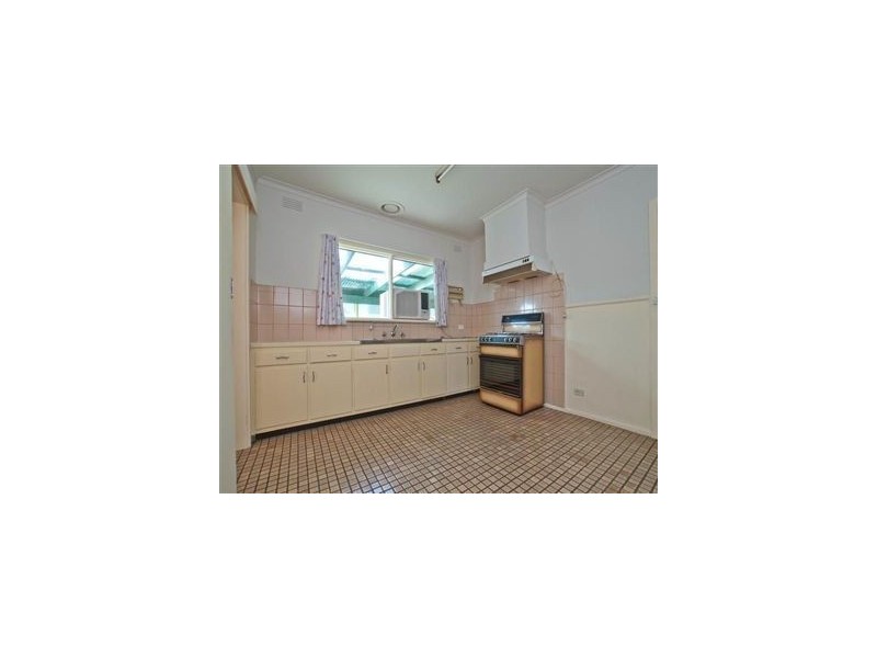 17 Galway Street, Seaford VIC 3198