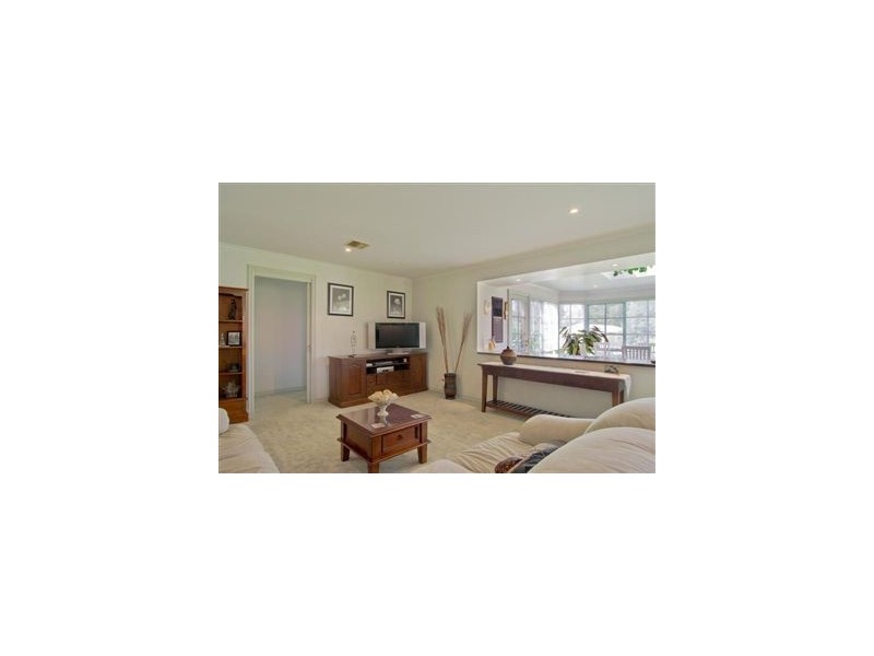 14 Crofters Hill Way, Somerville VIC 3912