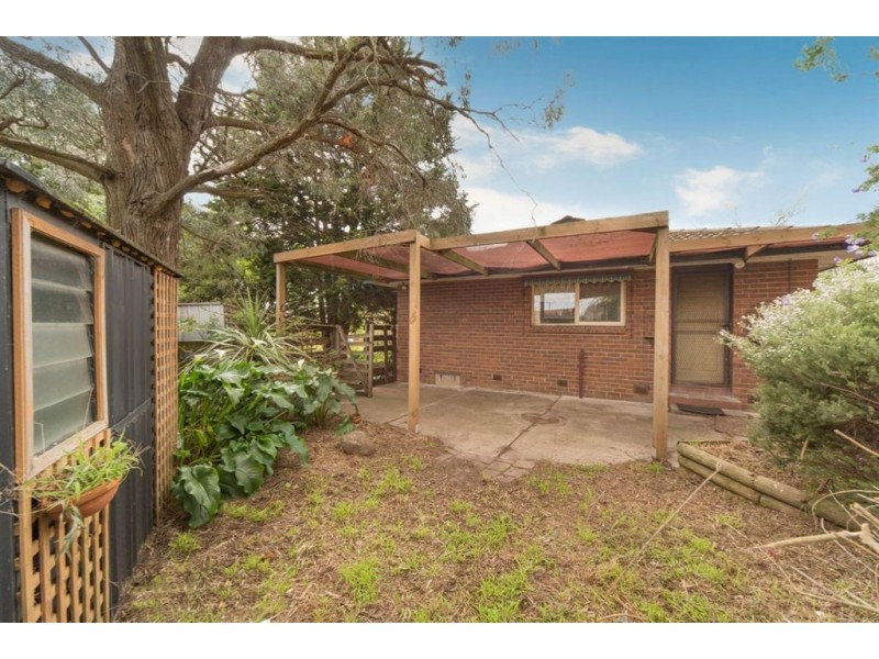 8 Lulworth Place, Frankston VIC 3199