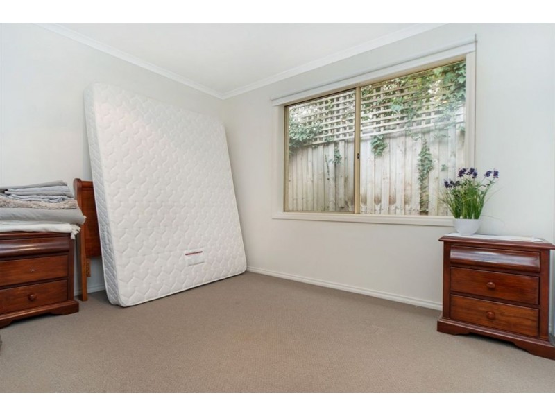 8 Orchard Grove, Frankston South VIC 3199