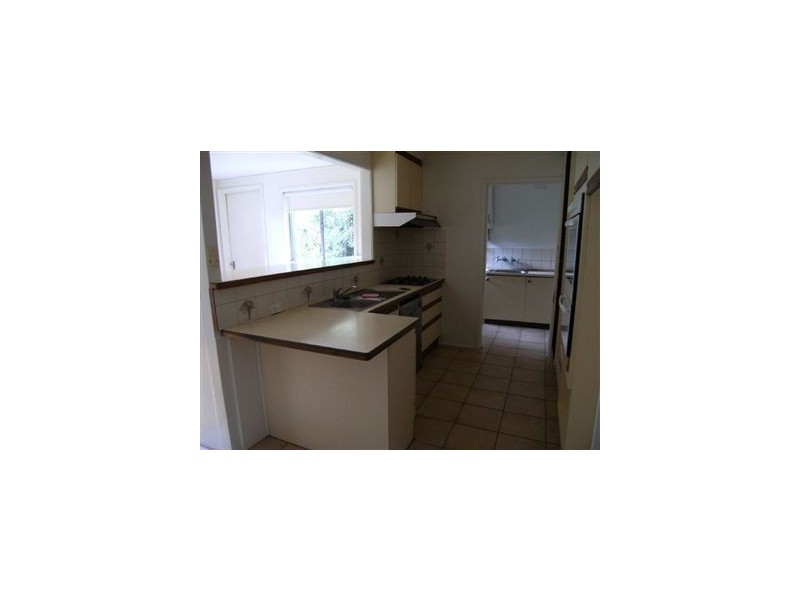 33 Karingal Drive, Frankston VIC 3199