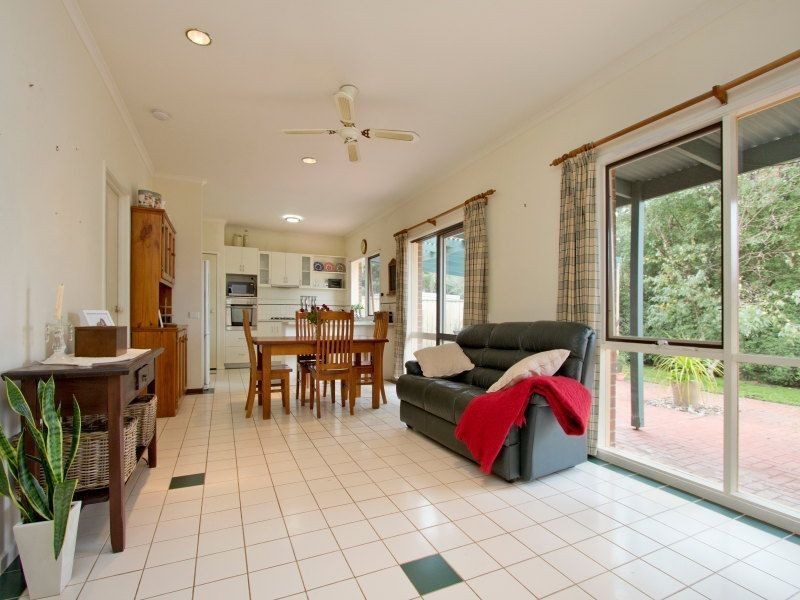 55 Raphael Crescent, Frankston VIC 3199