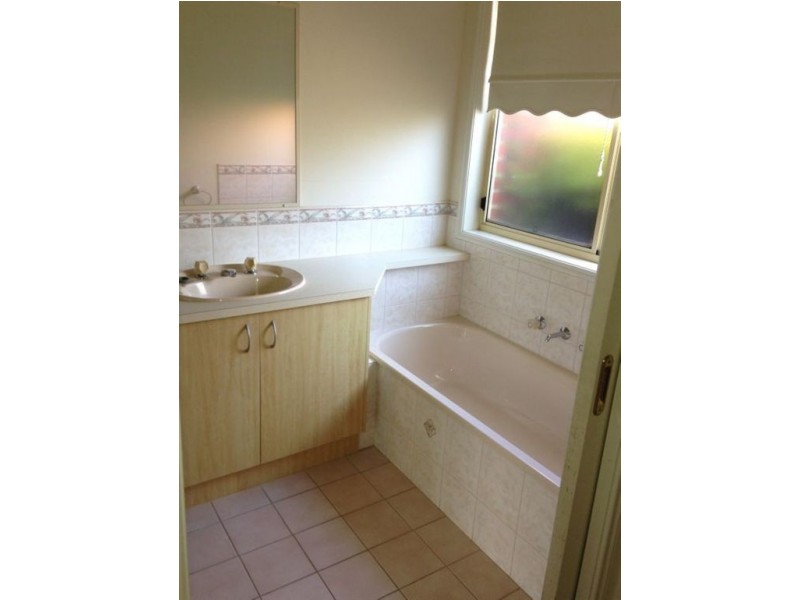 1/53 Guelph Street, Somerville VIC 3912