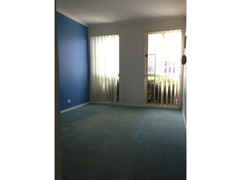 1/53 Guelph Street, Somerville VIC 3912