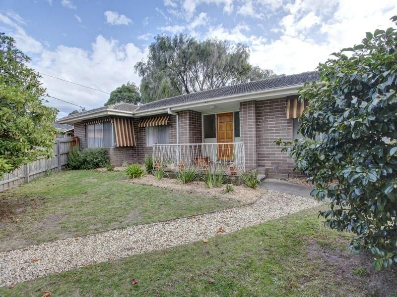 5 Bogong Court, Frankston VIC 3199
