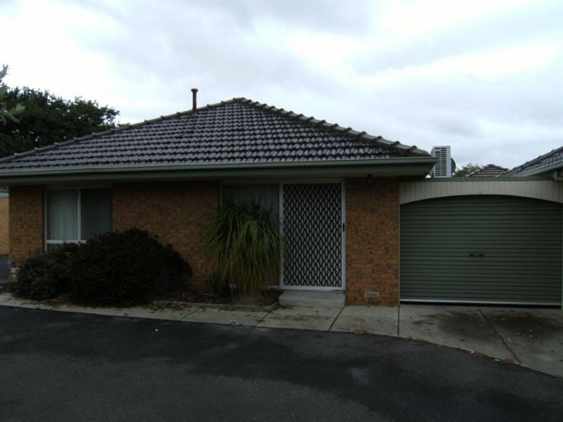 8/14 Hope Court, Frankston VIC 3199
