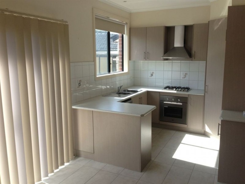 8/31 East Road, Seaford VIC 3198