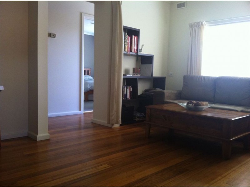 172 Beach Street, Frankston VIC 3199