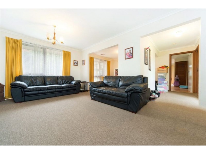 2 Glendenning Court, Frankston VIC 3199