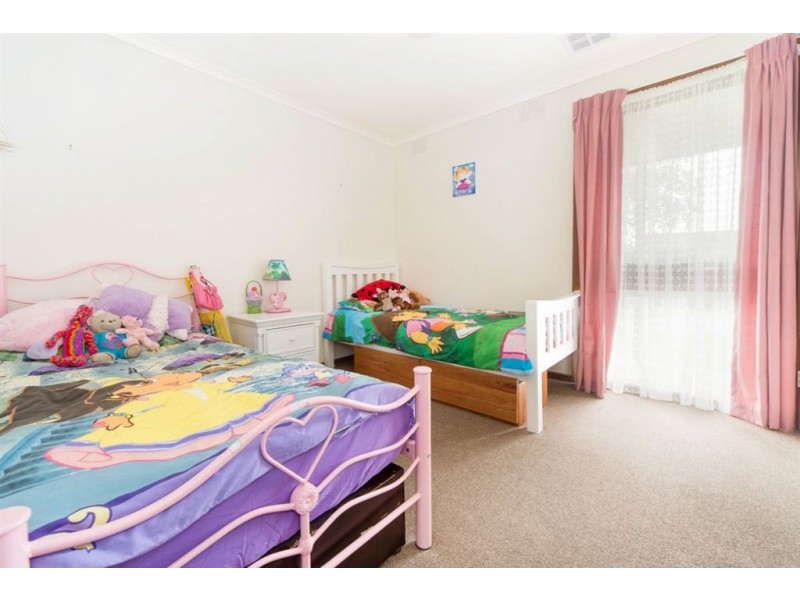 2 Glendenning Court, Frankston VIC 3199