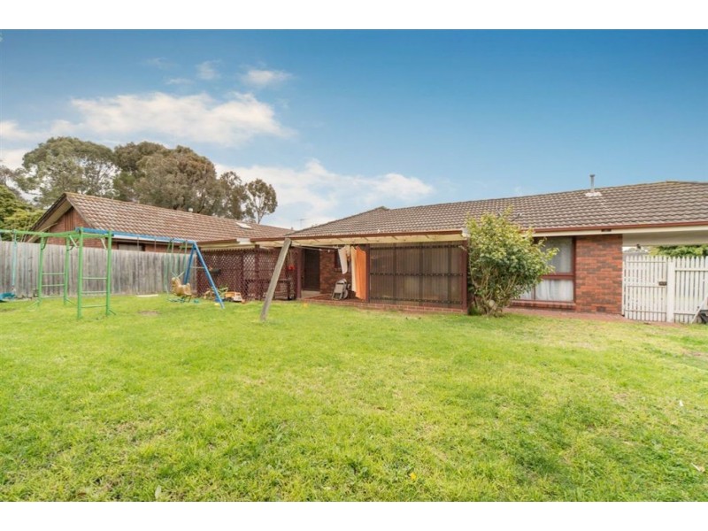 2 Glendenning Court, Frankston VIC 3199