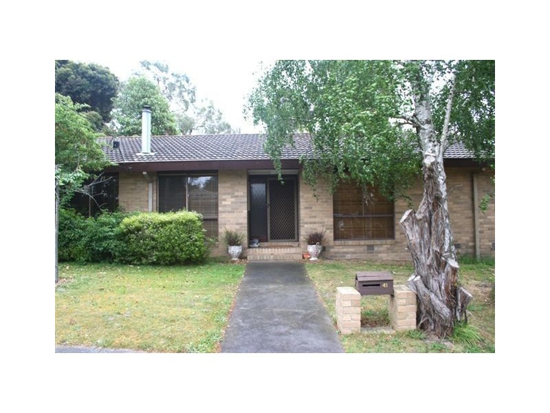41 Golf Links Road, Frankston VIC 3199