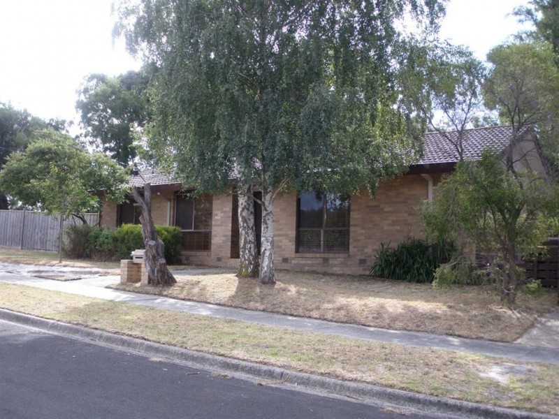 41 Golf Links Road, Frankston VIC 3199