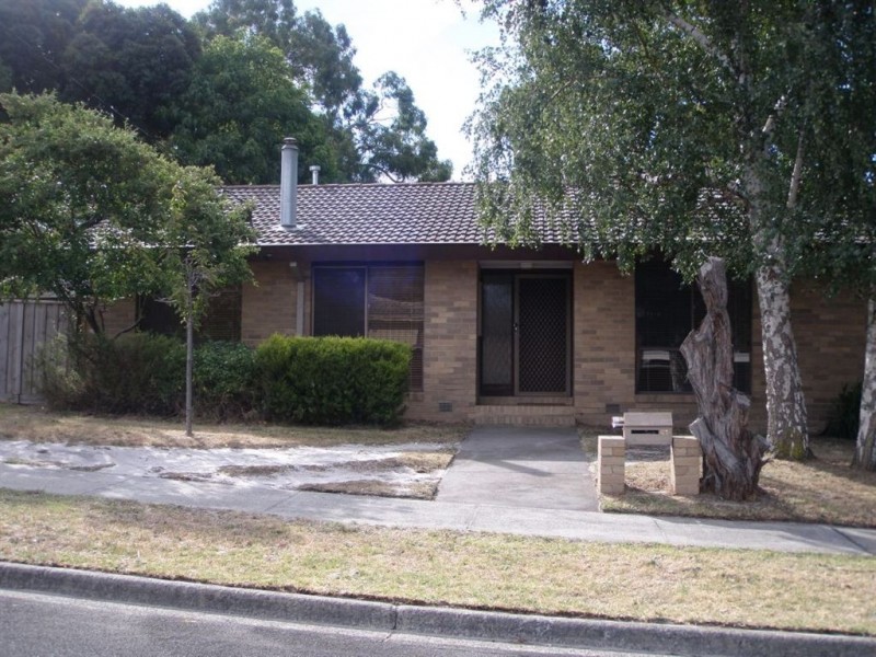 41 Golf Links Road, Frankston VIC 3199
