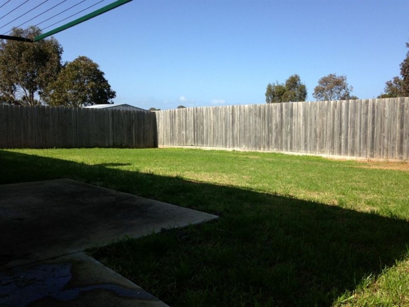 12 Kathleen Crescent, Tyabb VIC 3913