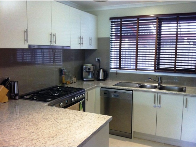 63 Clarendon Drive, Somerville VIC 3912