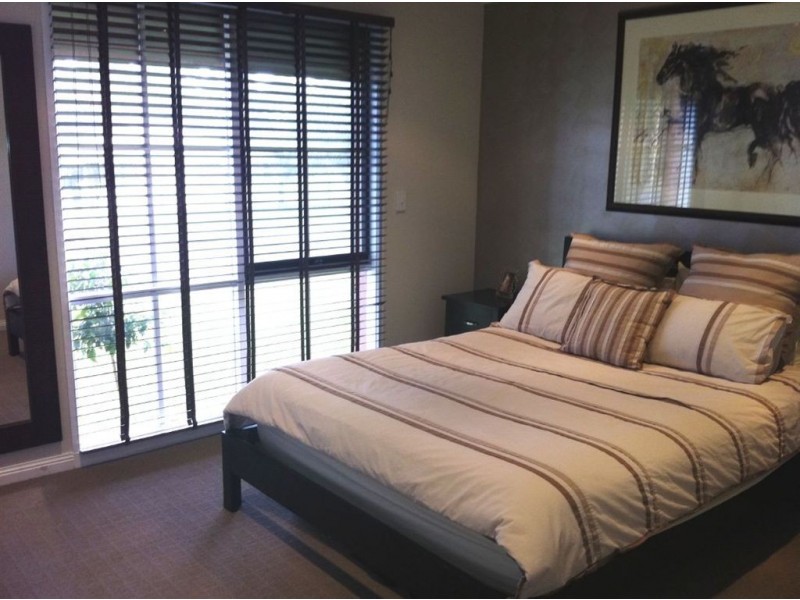 63 Clarendon Drive, Somerville VIC 3912