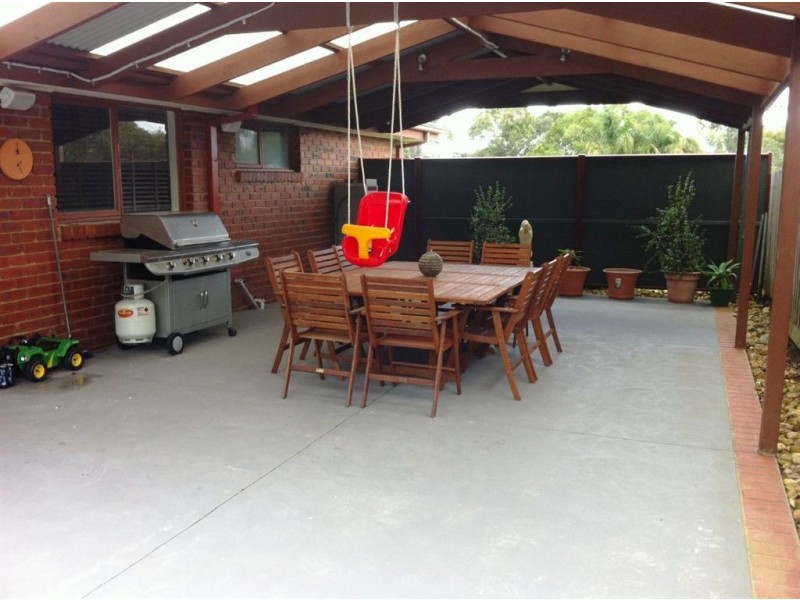 63 Clarendon Drive, Somerville VIC 3912