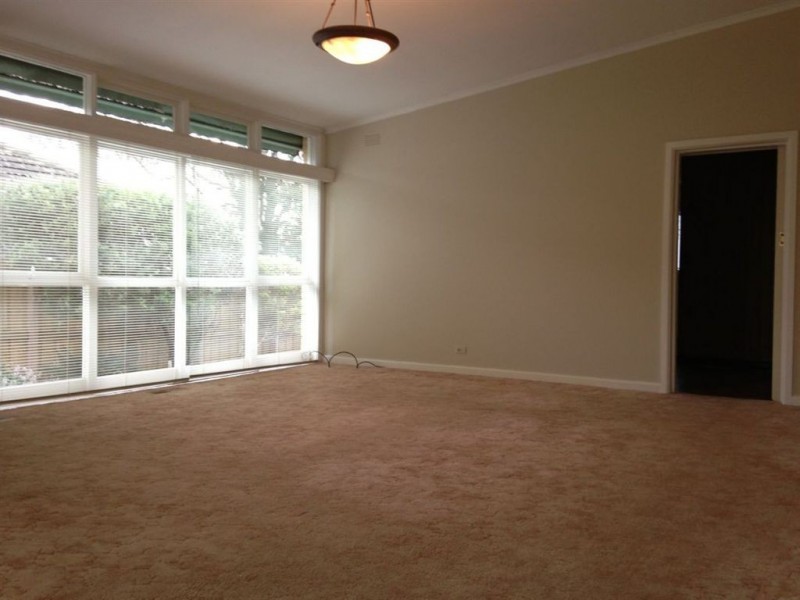 24 Warringa Road, Frankston VIC 3199