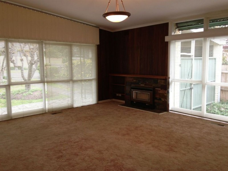 24 Warringa Road, Frankston VIC 3199