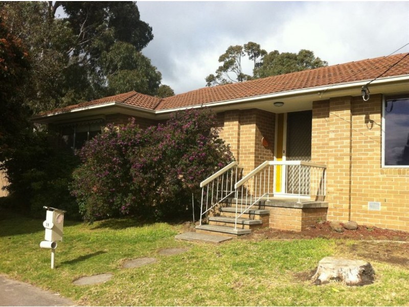 18 Escabon grove, Frankston VIC 3199