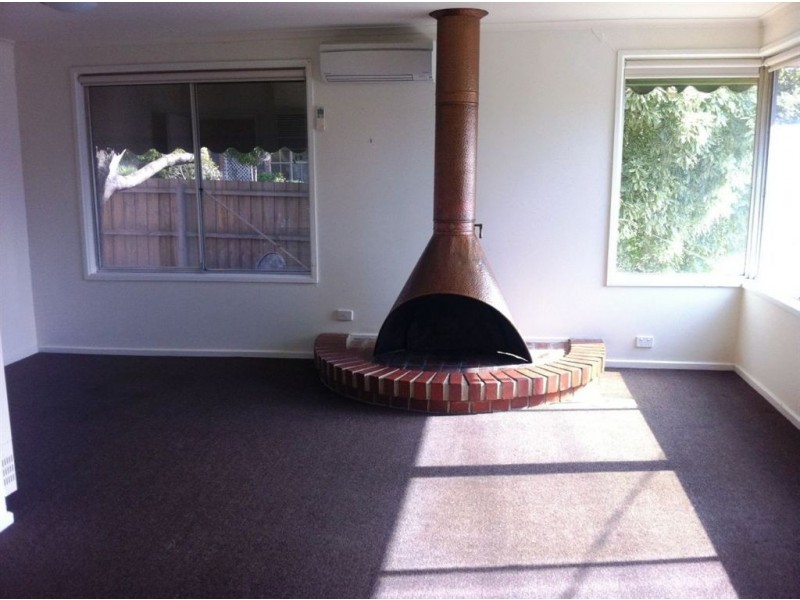 18 Escabon grove, Frankston VIC 3199