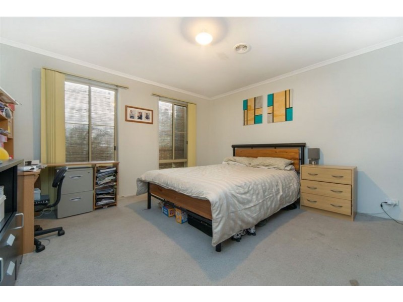 8 Oriana Grove, Skye VIC 3977