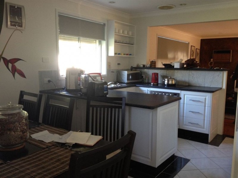 33 Berberis Crescent, Frankston VIC 3199