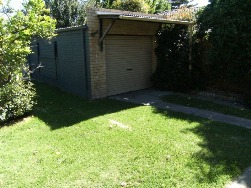 6 Cricklewood Avenue, Frankston VIC 3199