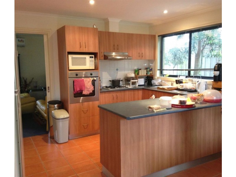 2/111 Salmon Street, Hastings VIC 3915