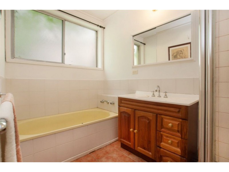 13 Berberis Crescent, Frankston VIC 3199