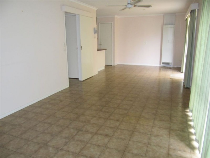 1 Emora Court, Frankston VIC 3199