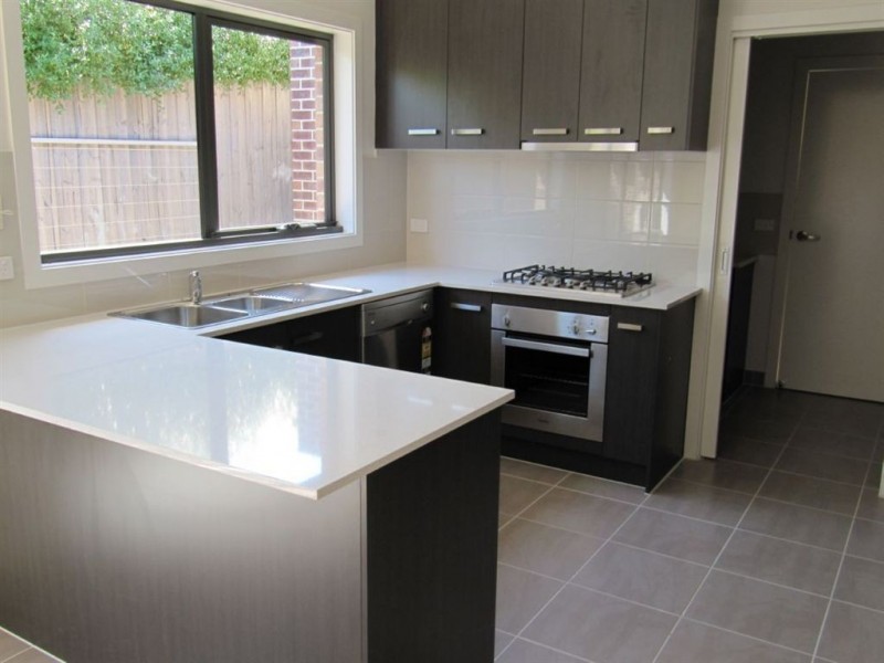 2/20 Screen Street, Frankston VIC 3199