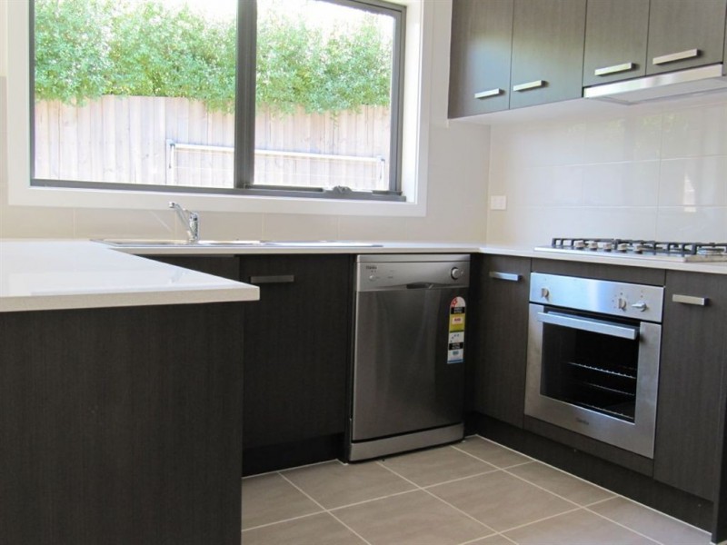 2/20 Screen Street, Frankston VIC 3199