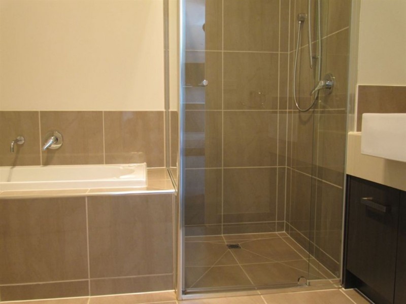 2/20 Screen Street, Frankston VIC 3199