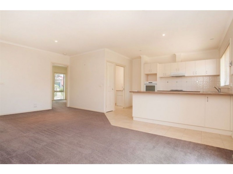 2/100 The Crescent, Tyabb VIC 3913