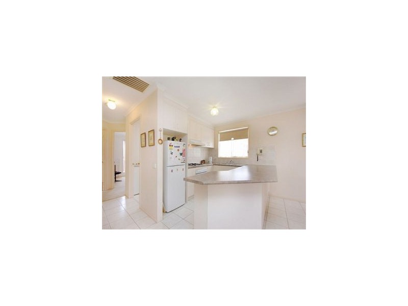 4/8 Reid Street, Frankston VIC 3199