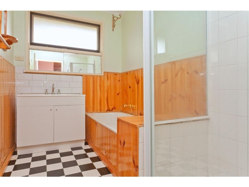 8 Acacia Court, Frankston VIC 3199