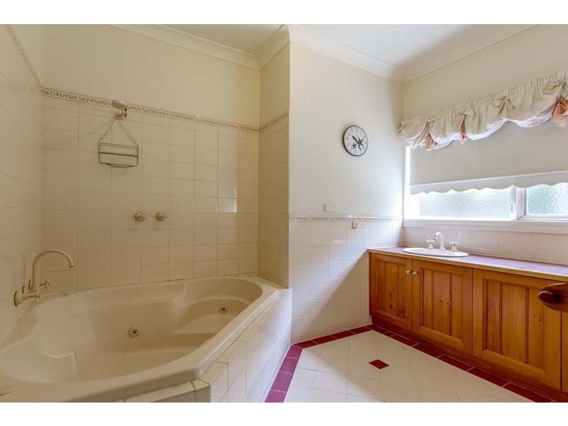 21 Balmoral Court, Frankston South VIC 3199