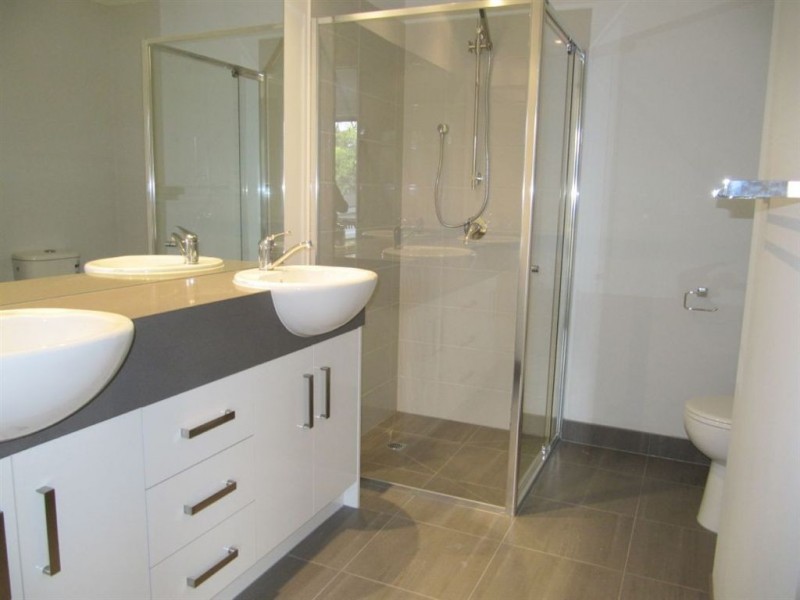 5/33 Culcairn Drive, Frankston South VIC 3199