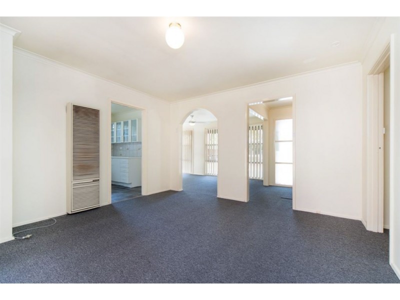 34 Hoya Crescent, Frankston North VIC 3200
