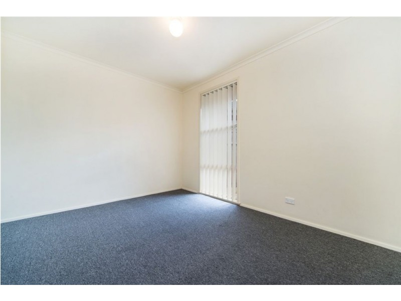 34 Hoya Crescent, Frankston North VIC 3200
